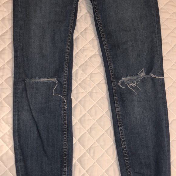 ZARA cropped ripped jeans - Picture 3 of 5